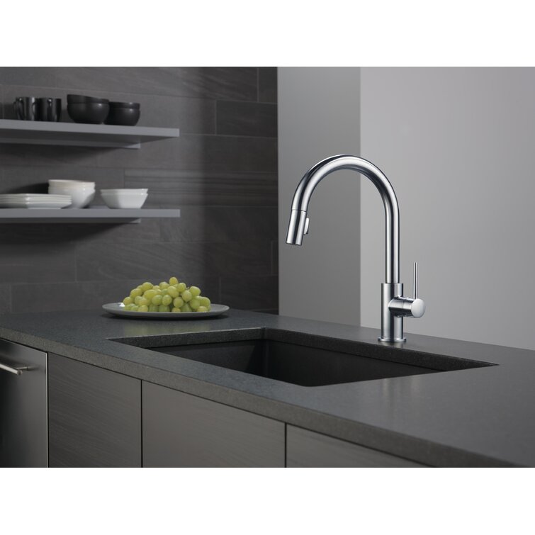 9159 AR DST Delta Trinsic Pull Down Sprayer Kitchen Sink Faucet